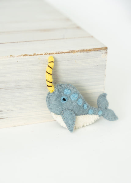 Flat Narwhal Finger Puppet