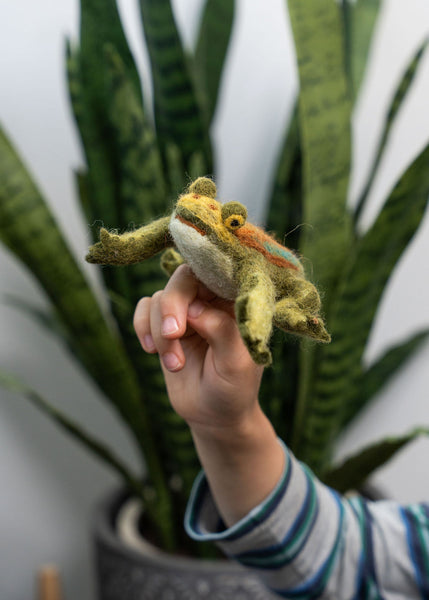 3D Frog Finger Puppet
