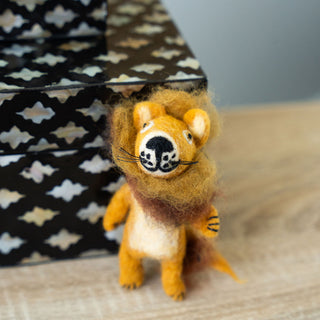 3D Lion Finger Puppet