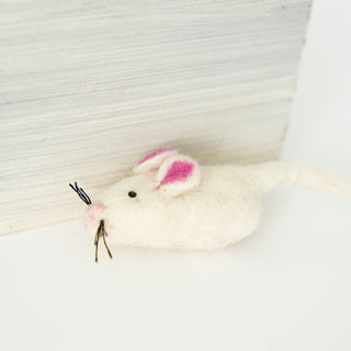 Long Tailed White Mouse 3D Finger Puppet